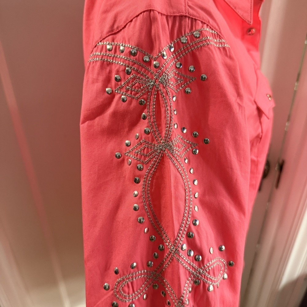 NWT Wrangler Womens M Rodeo Cowgirl Shirt Pink Rhinestones Ultimate Performance - Picture 5 of 9